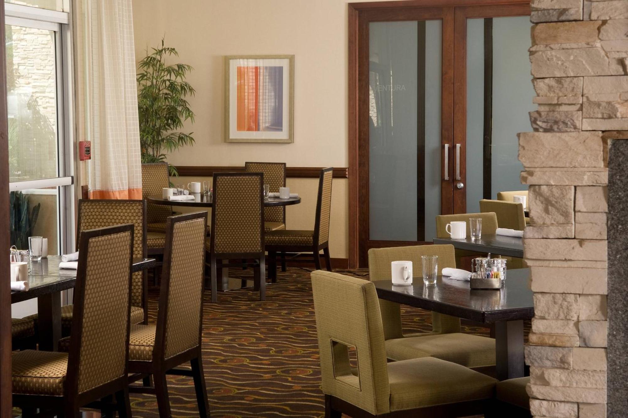 Courtyard Los Angeles Sherman Oaks Eksteriør billede