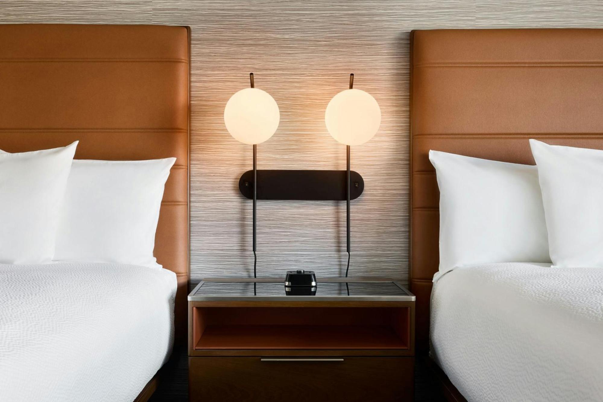 Courtyard Los Angeles Sherman Oaks Eksteriør billede